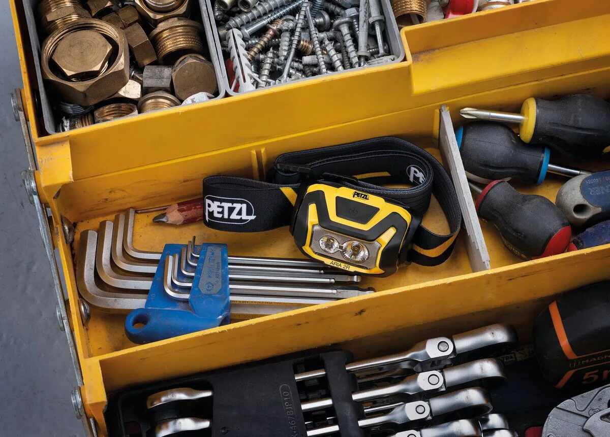 Čelovka Petzl Aria 2 R