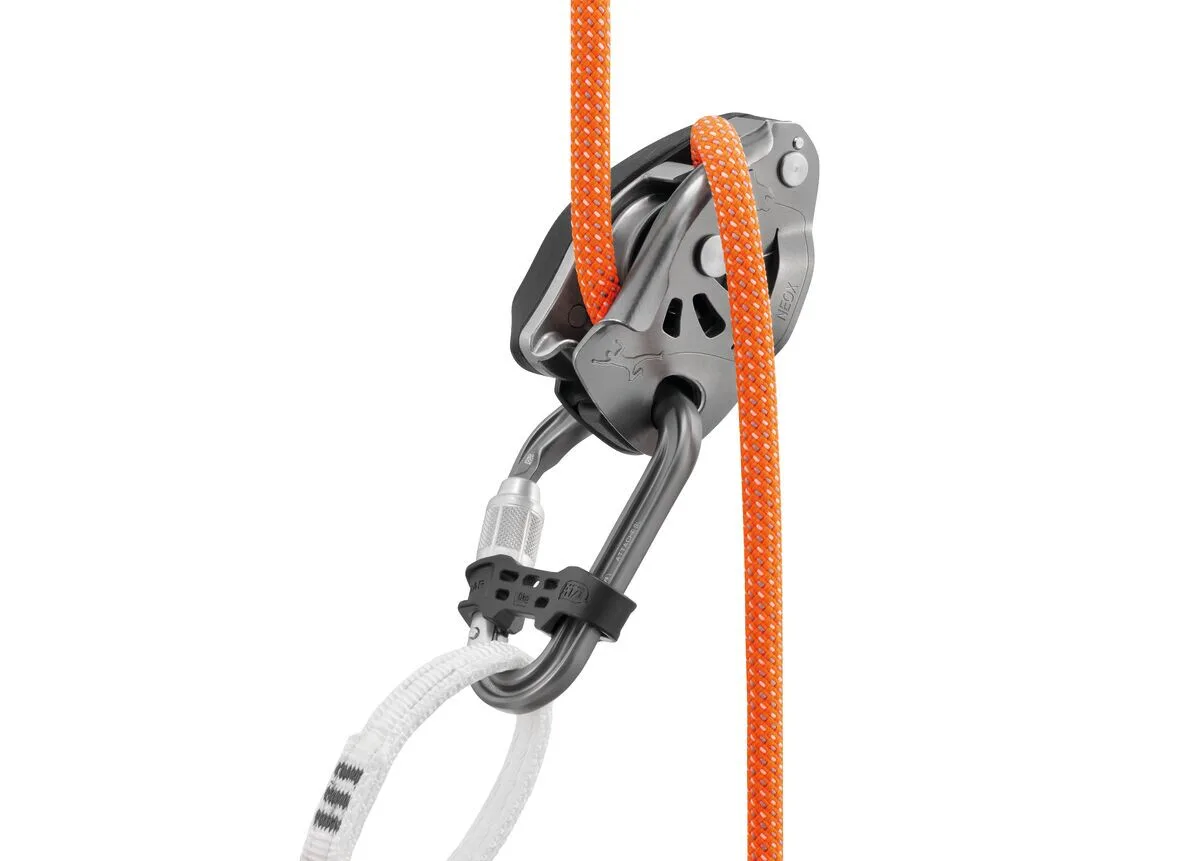 Karabina Petzl Attache Bar